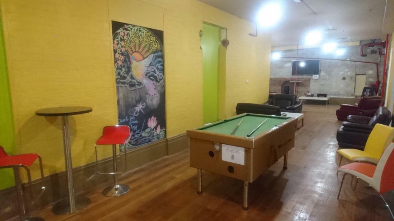 Backpackers Imperial Hotel Hobart Exterior photo