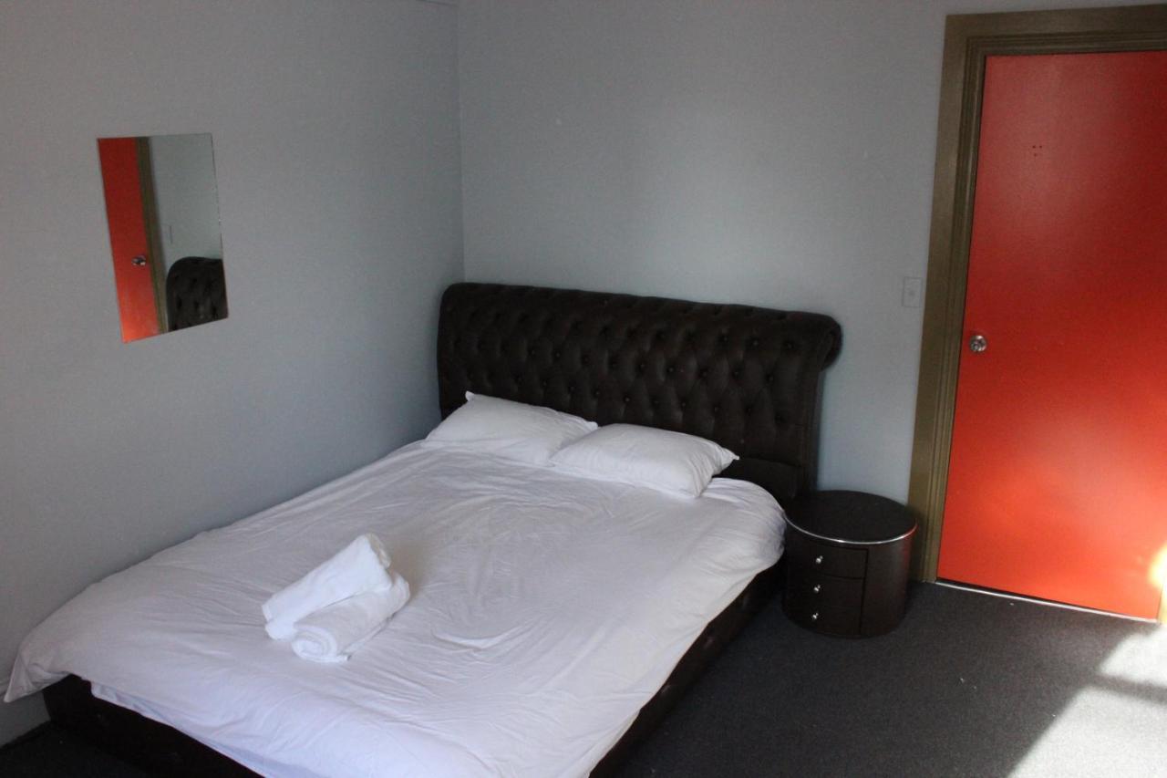 Backpackers Imperial Hotel Hobart Exterior photo